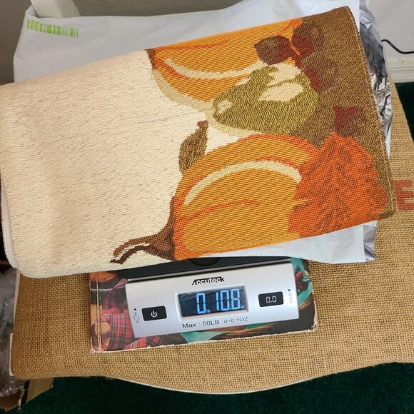 Croft & Barrow Pumpkins in a row Table Runner Harvest Season 5 ft x 1 Width - Picture 13 of 14